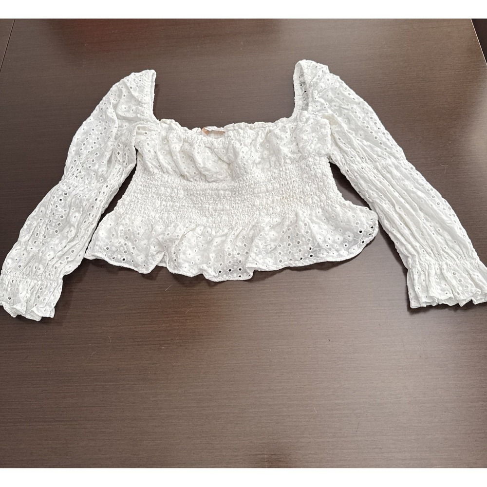 Olivaceous White Eyelet Lace Puff Long Sleeve Crop Top Women's Size M